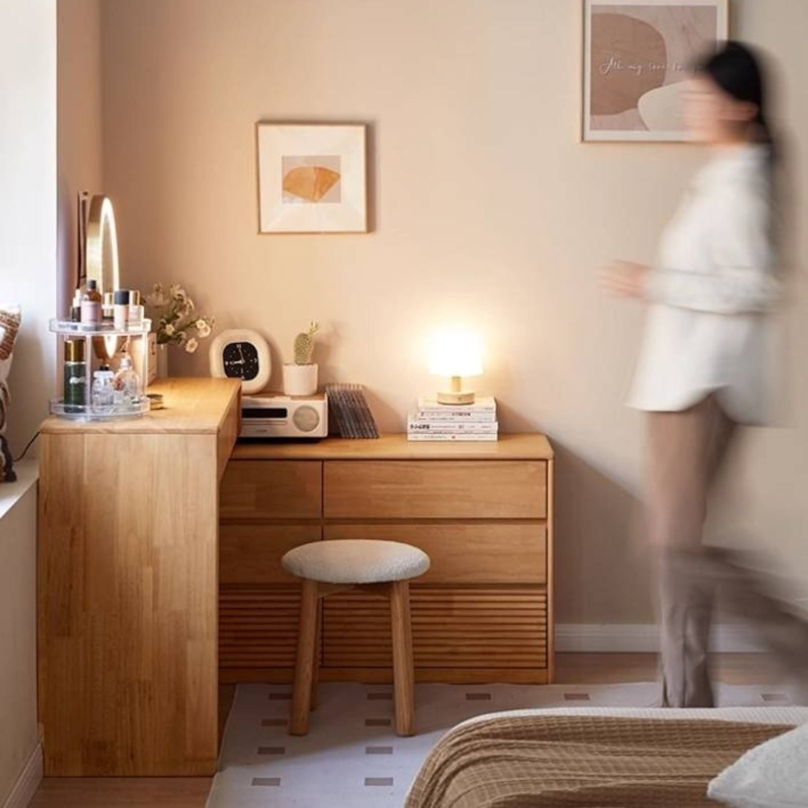 Solid Rubberwood Telescopic Vanity Table