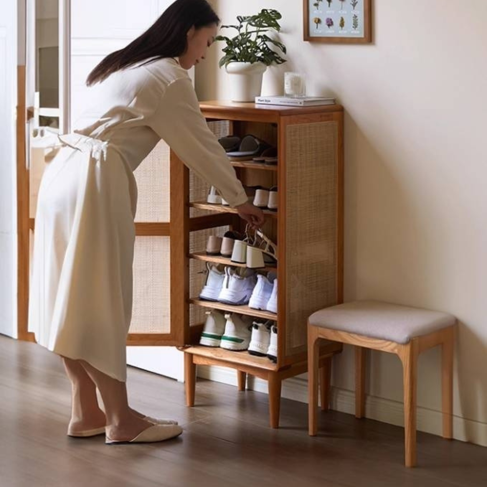 Oak Solid Wood Entrance Shoe Cabinet