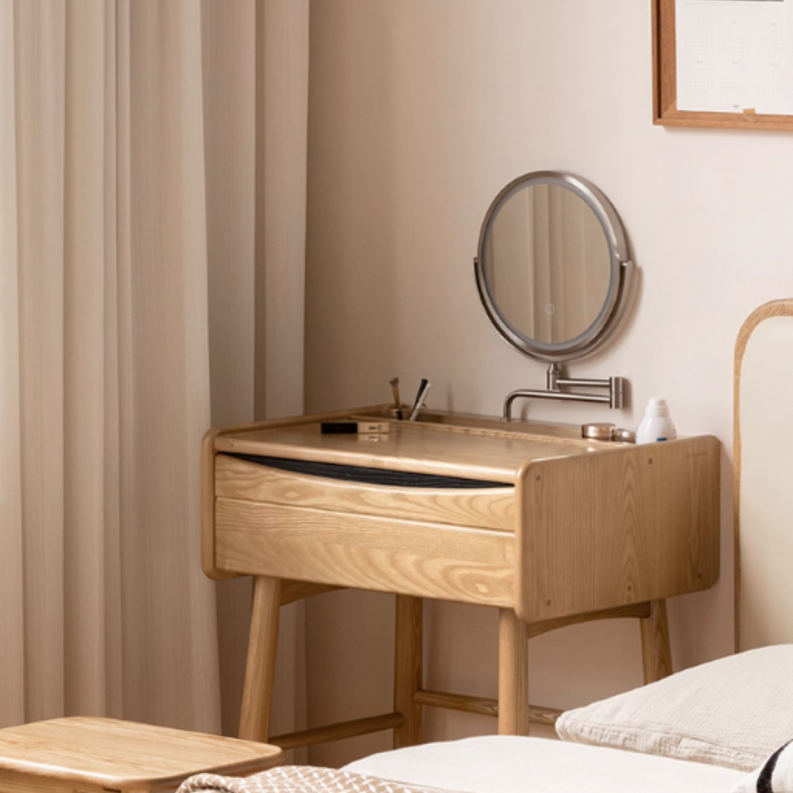 Ash Solid Wood Modern Vanity Table