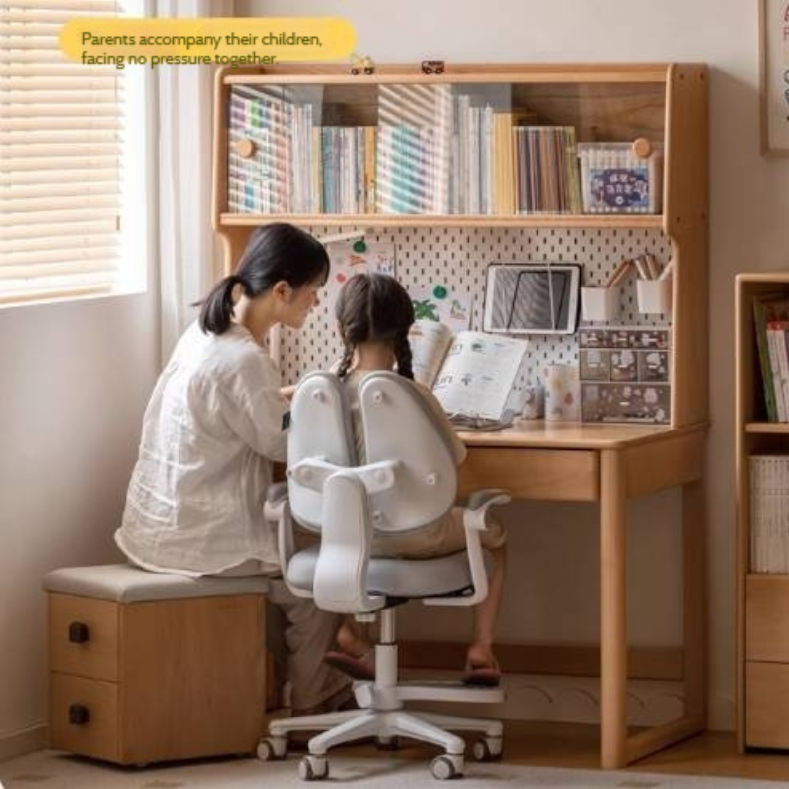 Beech Solid Wood Children's Study Desk Bookshelf Integrated
