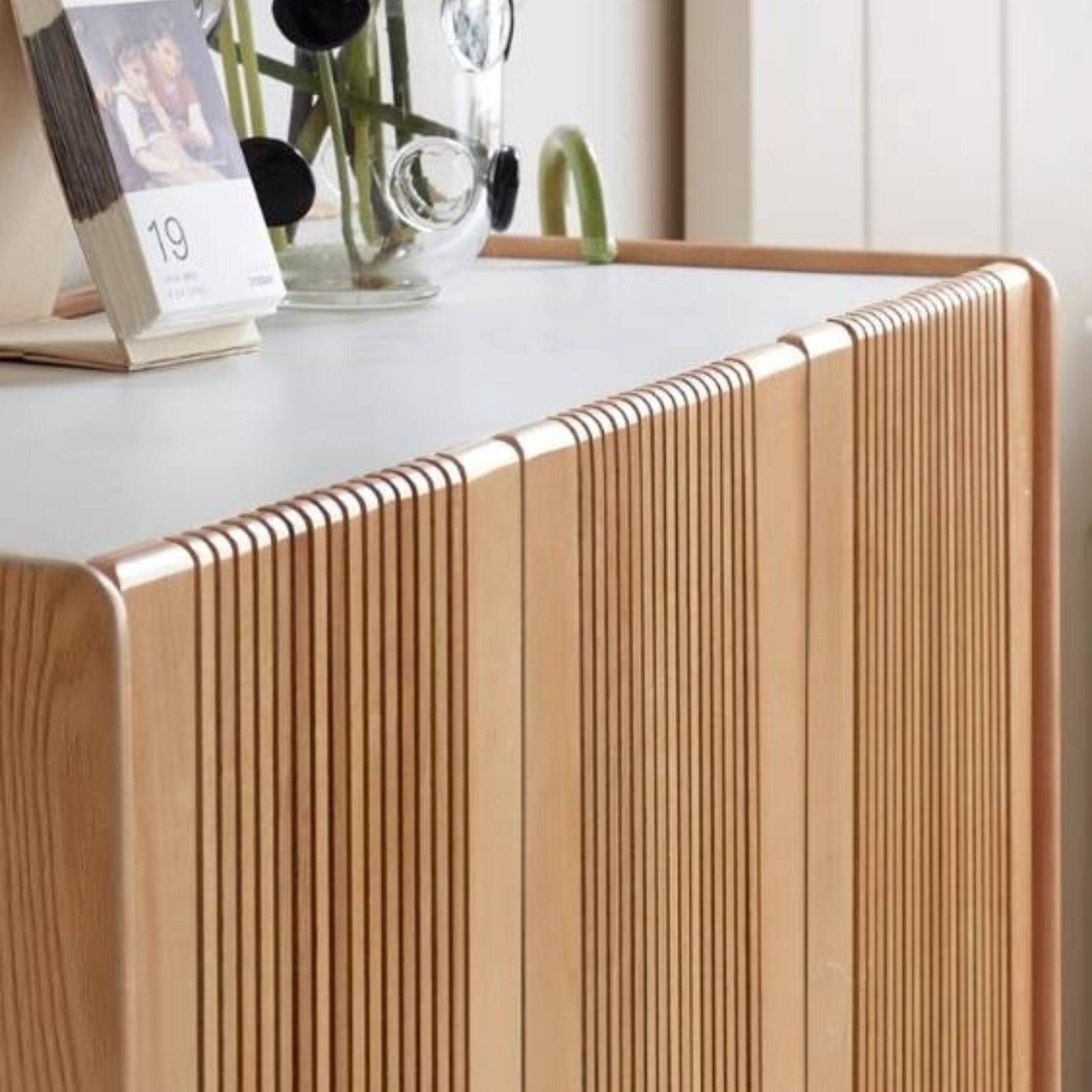 Ash, Oak Solid Wood Rock Top Shoe Cabinet