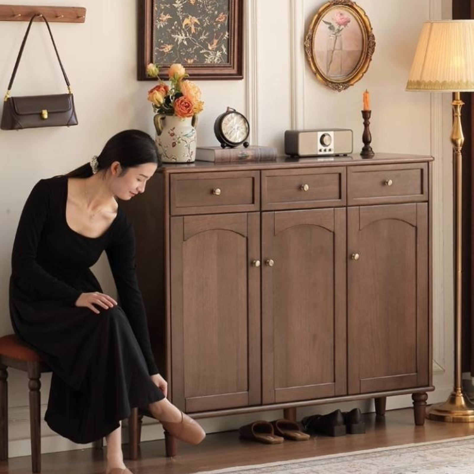 Sandalwood Solid Wood American Retro Storage Shoe Cabinet