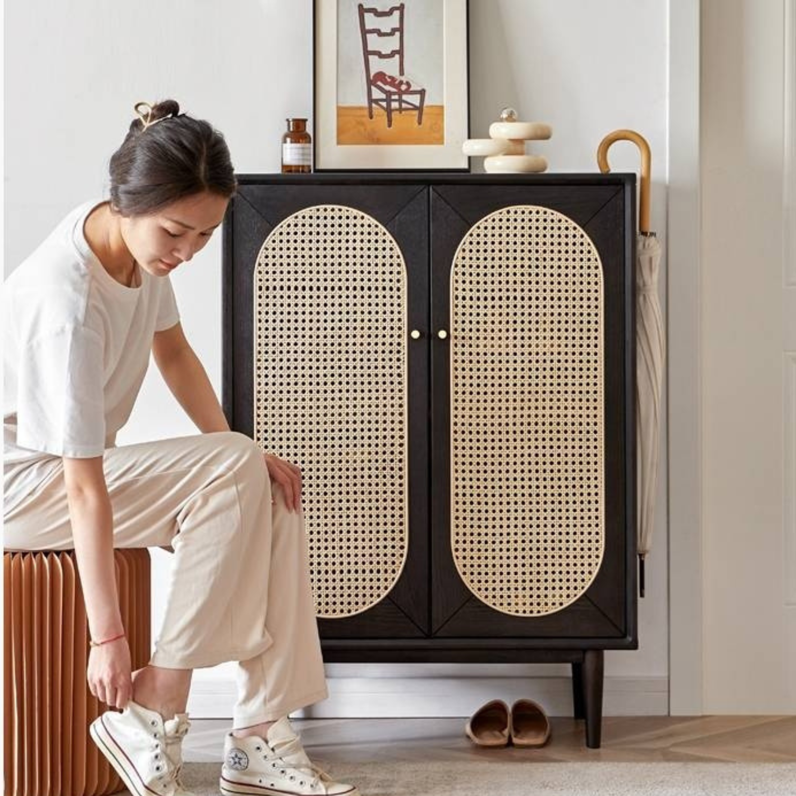 Oak Solid Wood Black Rattan Shoe Cabinet
