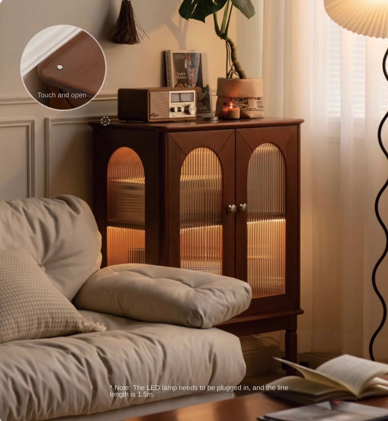 нет Poplar Solid Wood Side Cabinet French Retro Glass With Lights