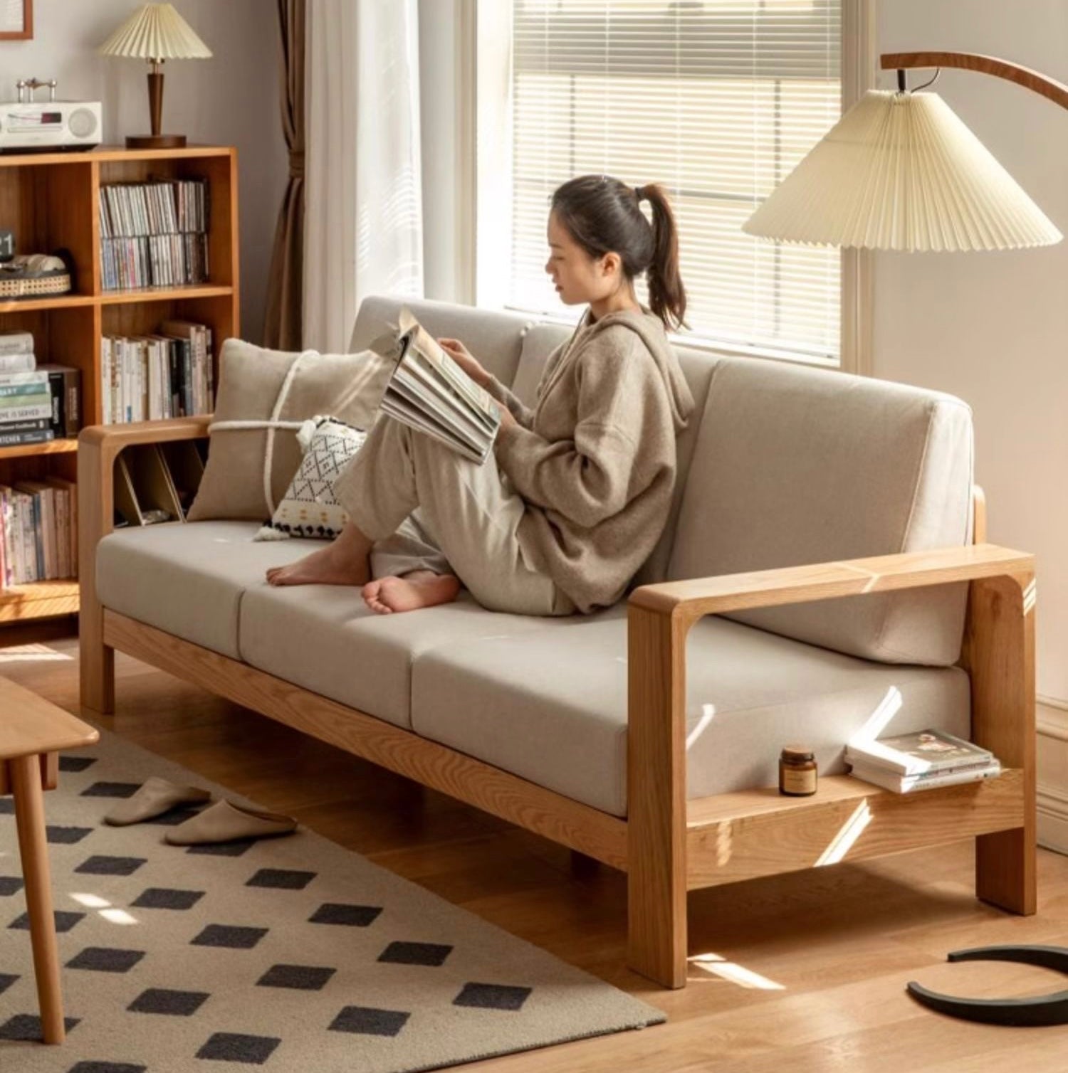 Oak, Poplar, Rubberwood, Beech Solid Wood Modern Fabric Sofa.