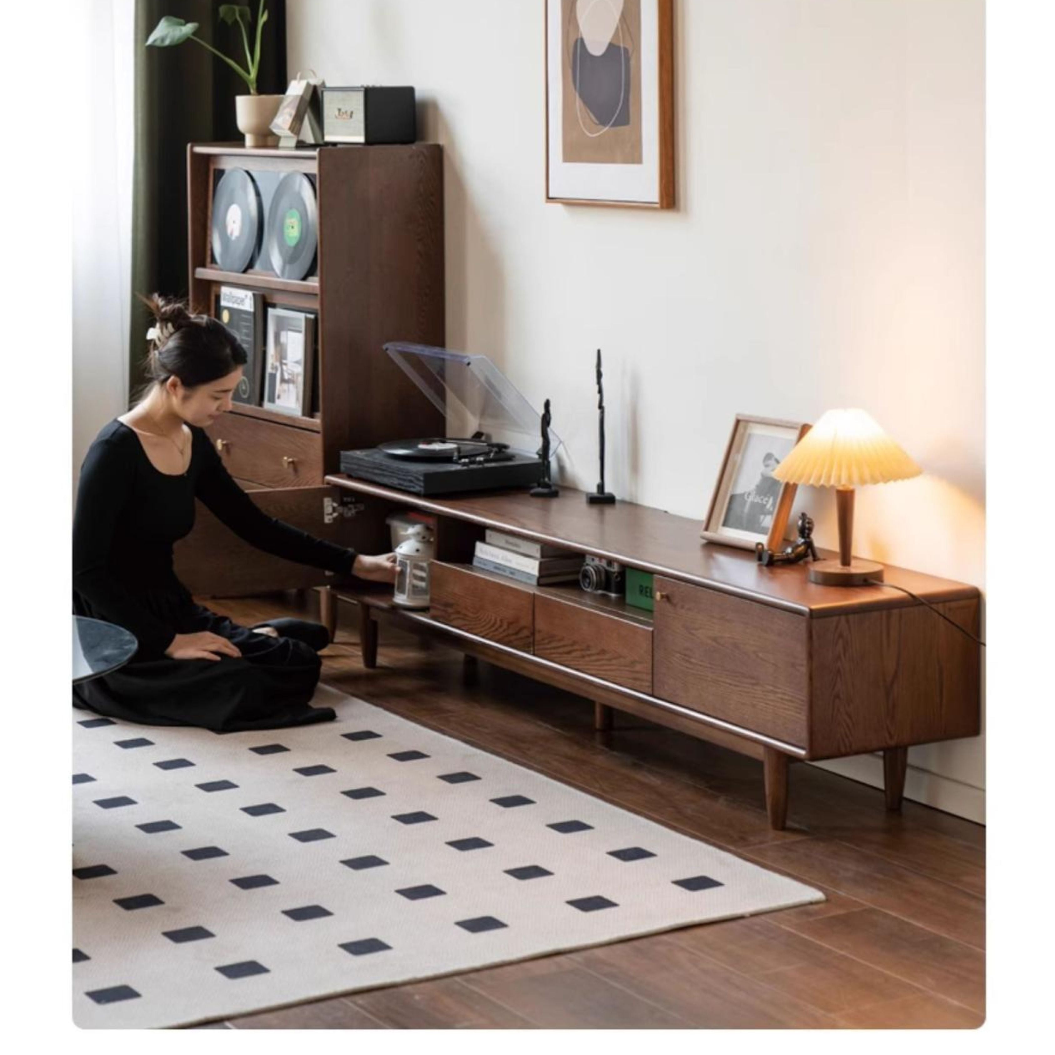 Oak Solid Wood Nordic Modern TV Stand