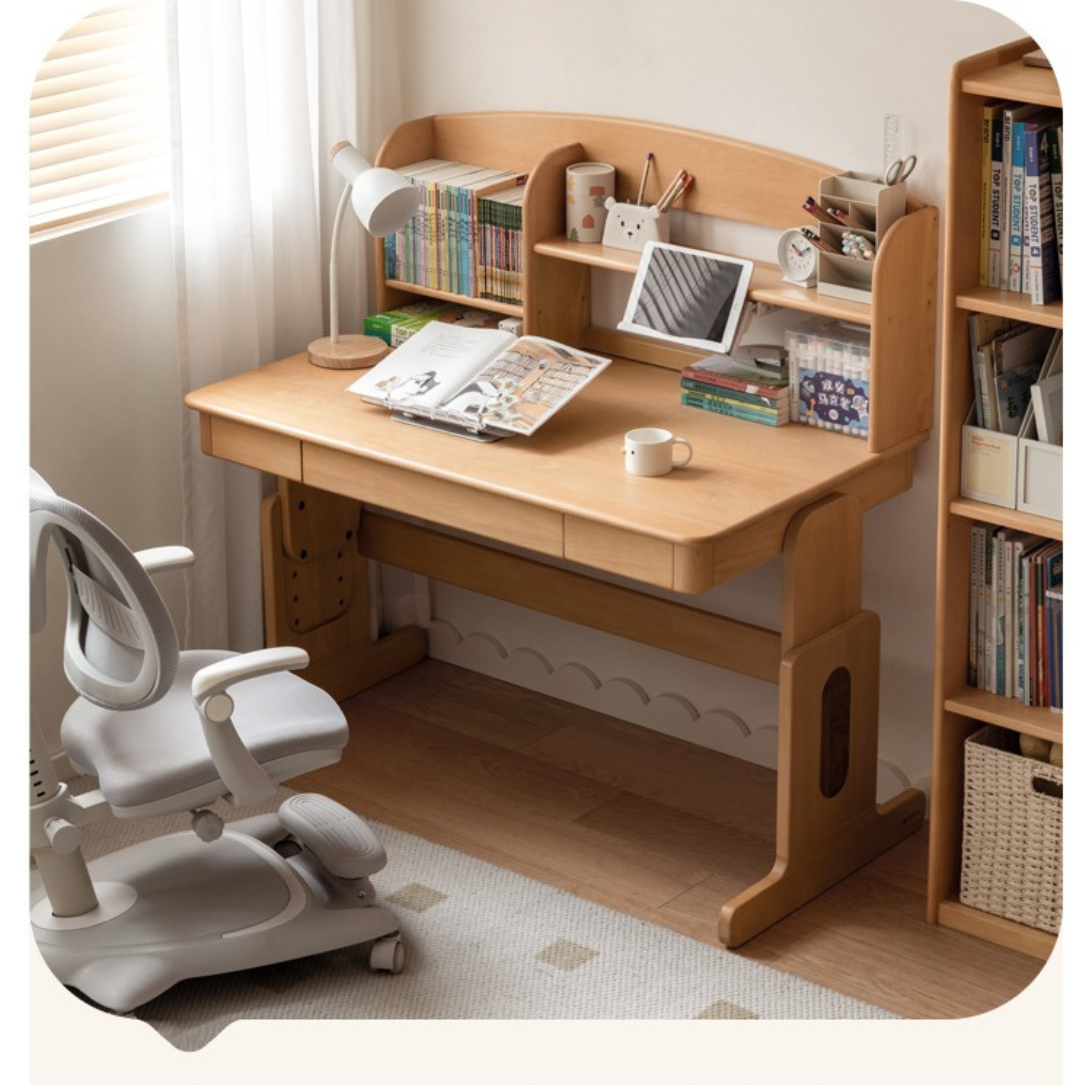 Beech Solid Wood Children's Lifting Desk