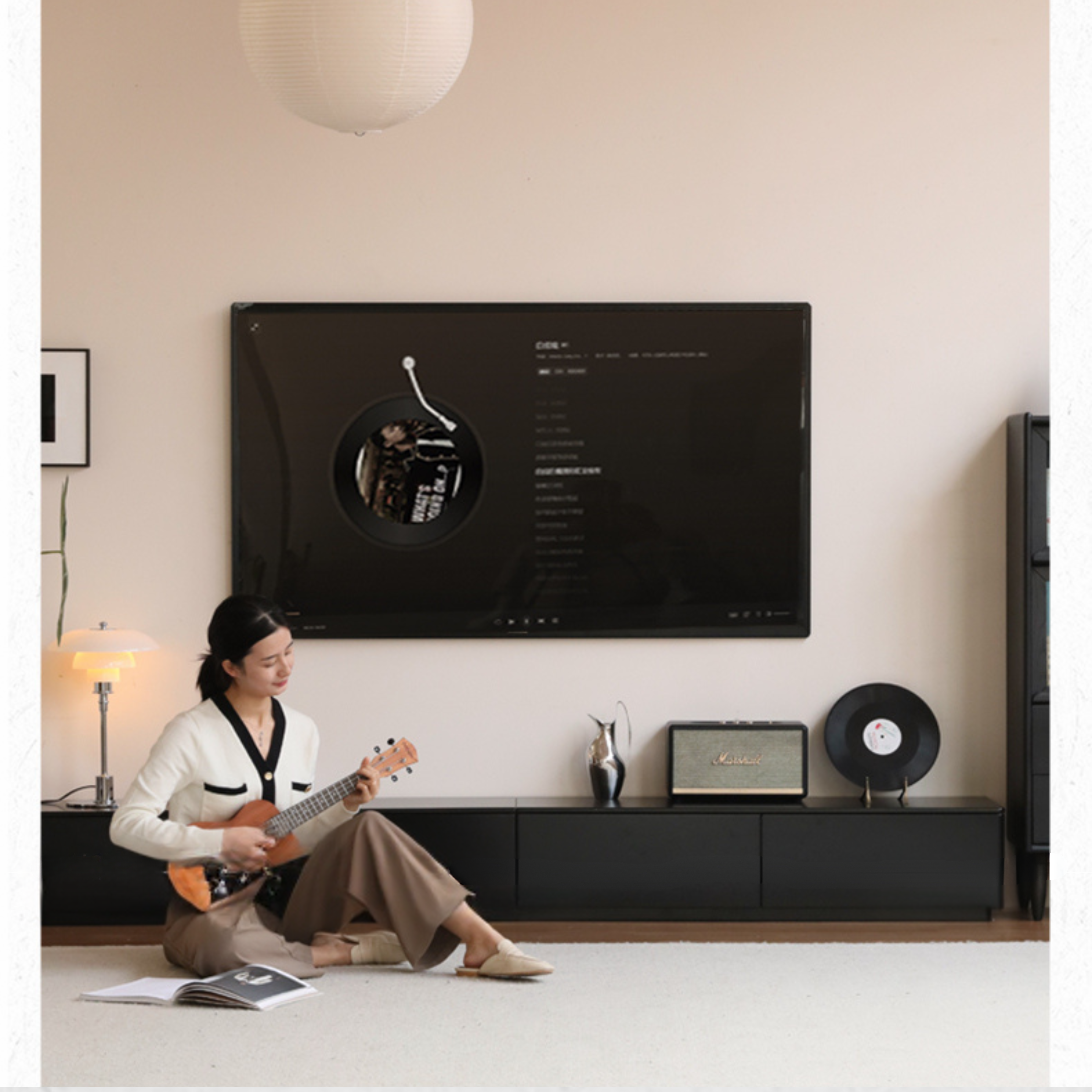 Poplar Solid Wood Floor Storage TV Cabinet.