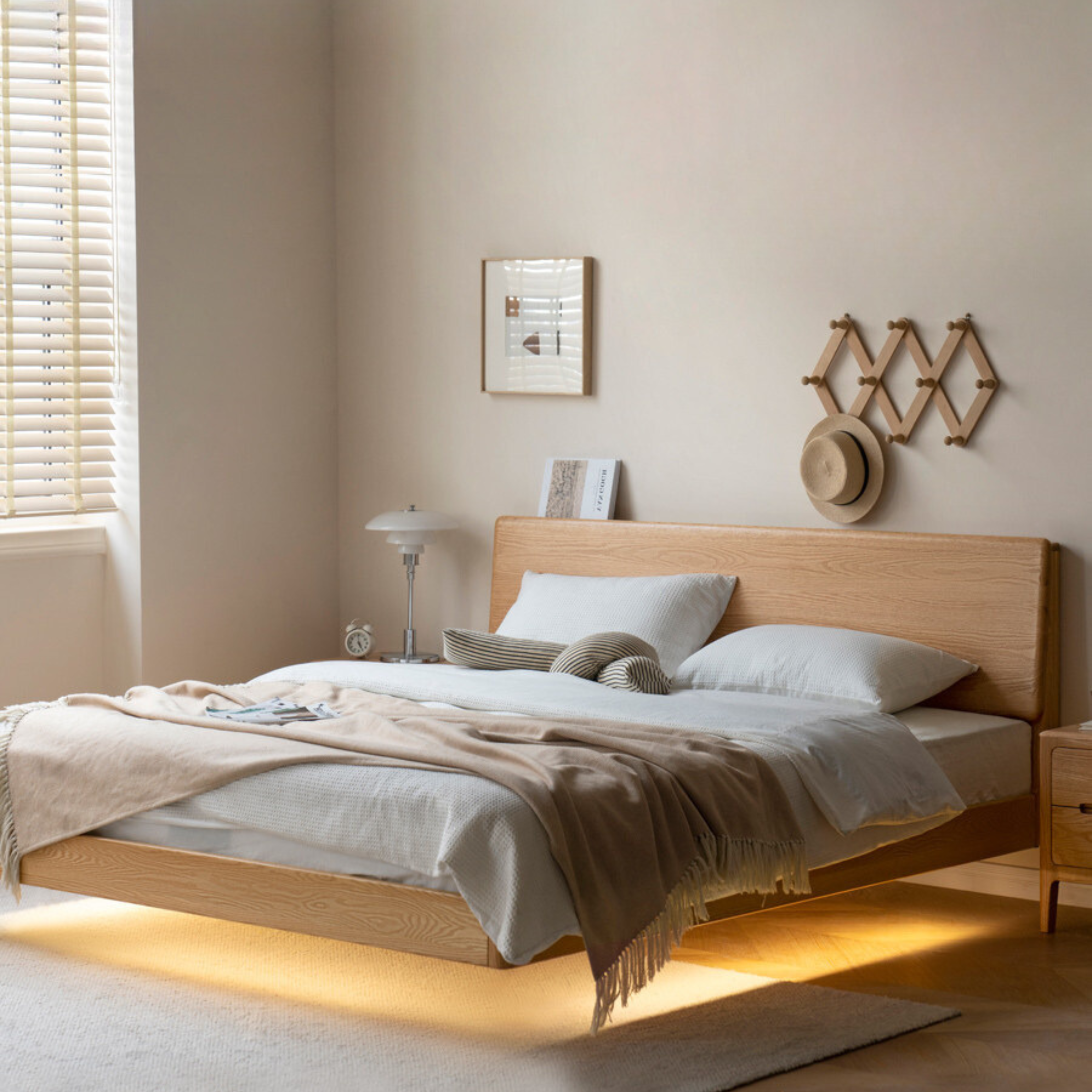 Oak Solid Wood Modern Suspension Bed