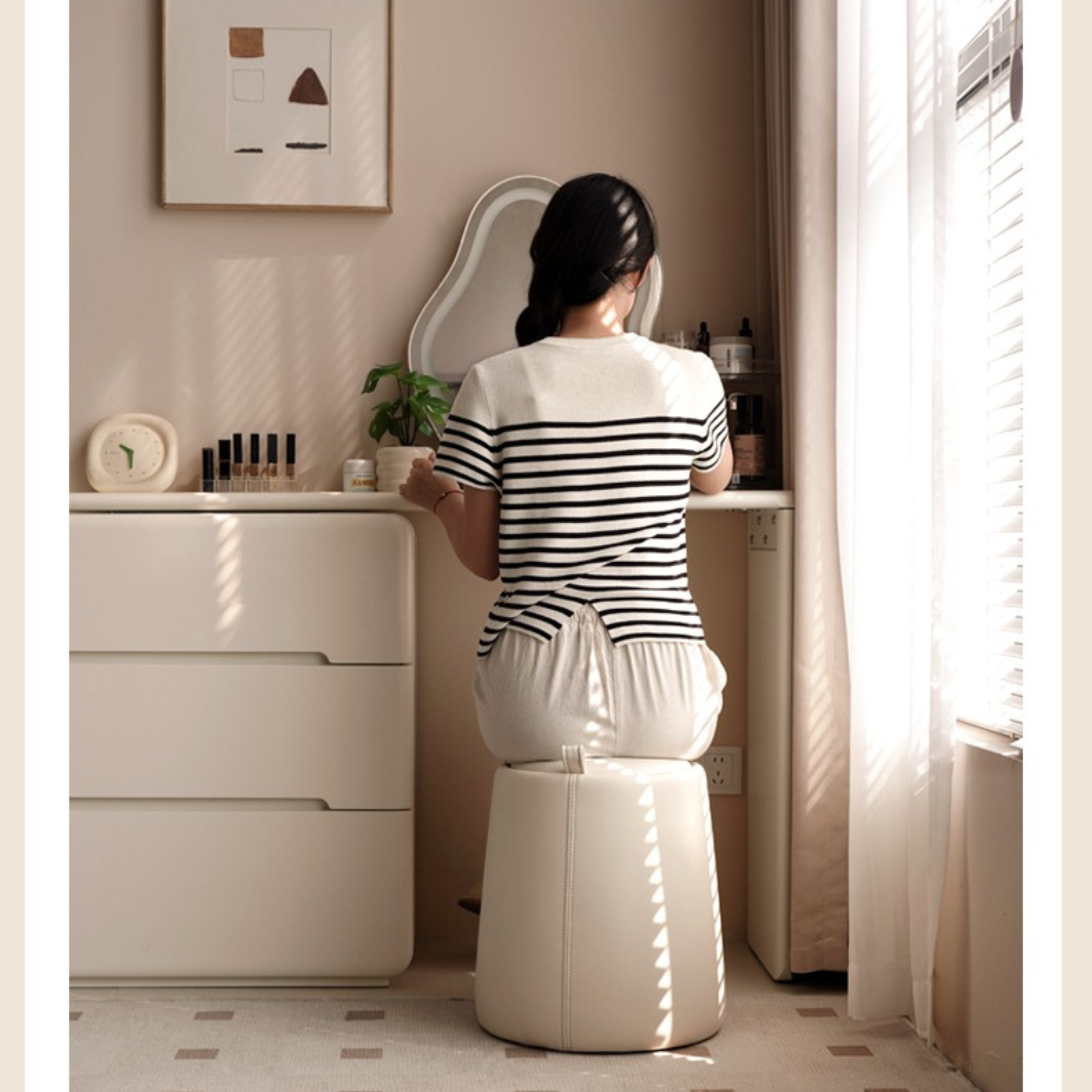 Leather Makeup Dressing Stool Cream Style