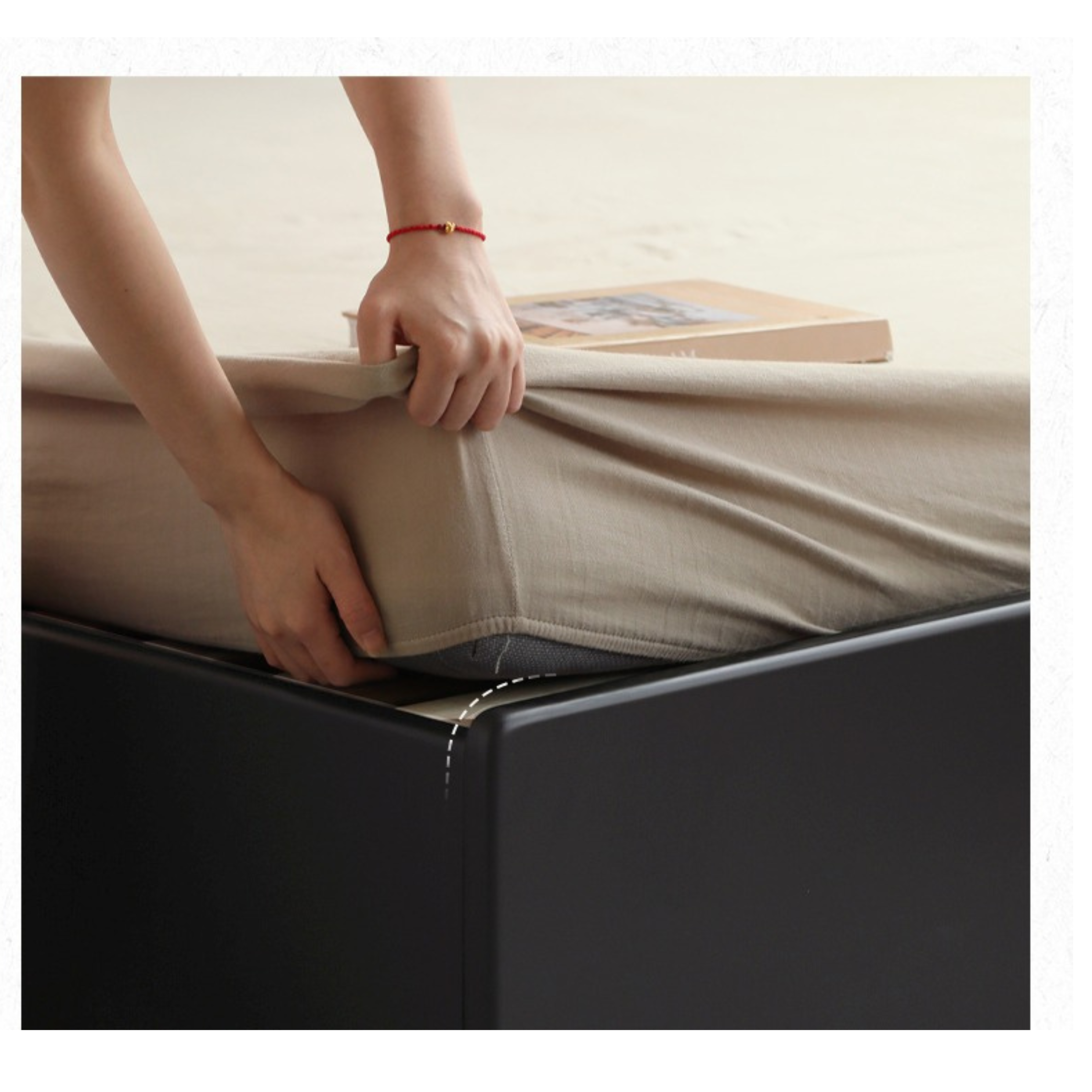 Poplar, Rubber Wood Solid Wood Fully Open High Box Bed Minimalist