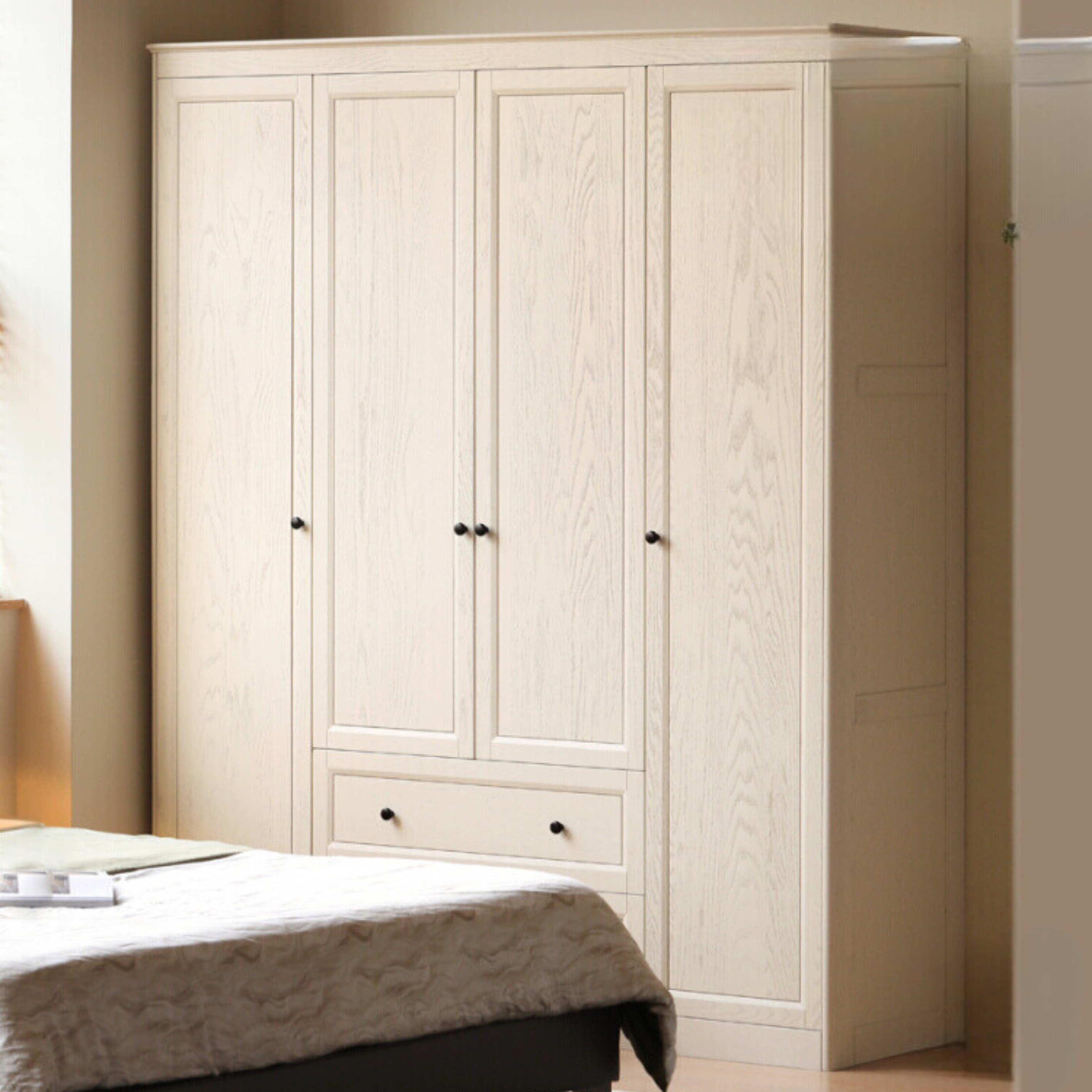 Oak Solid Wood American Style Wardrobe.