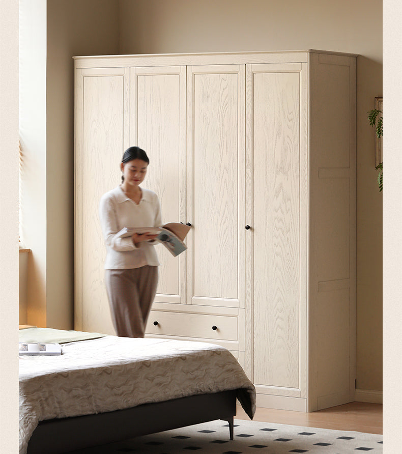 Oak Solid Wood American Style Wardrobe.