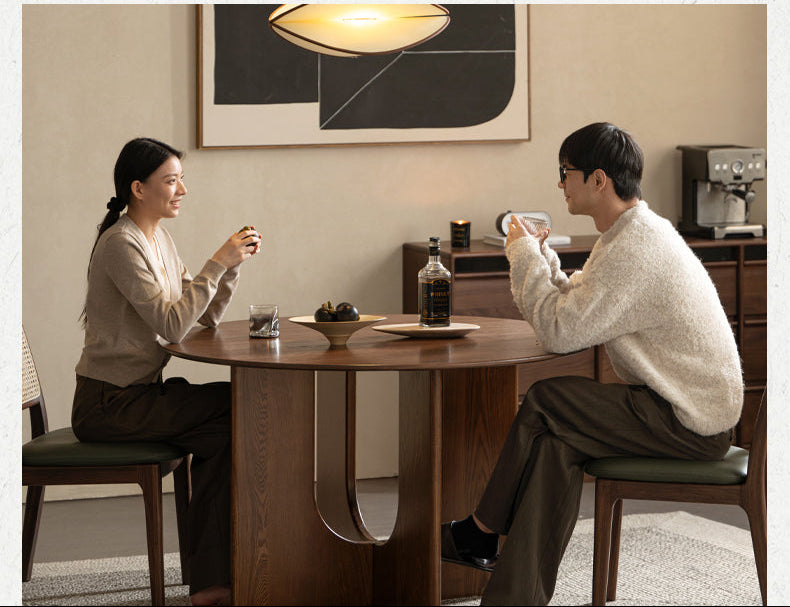 Ash Solid Wood Round Dining Table