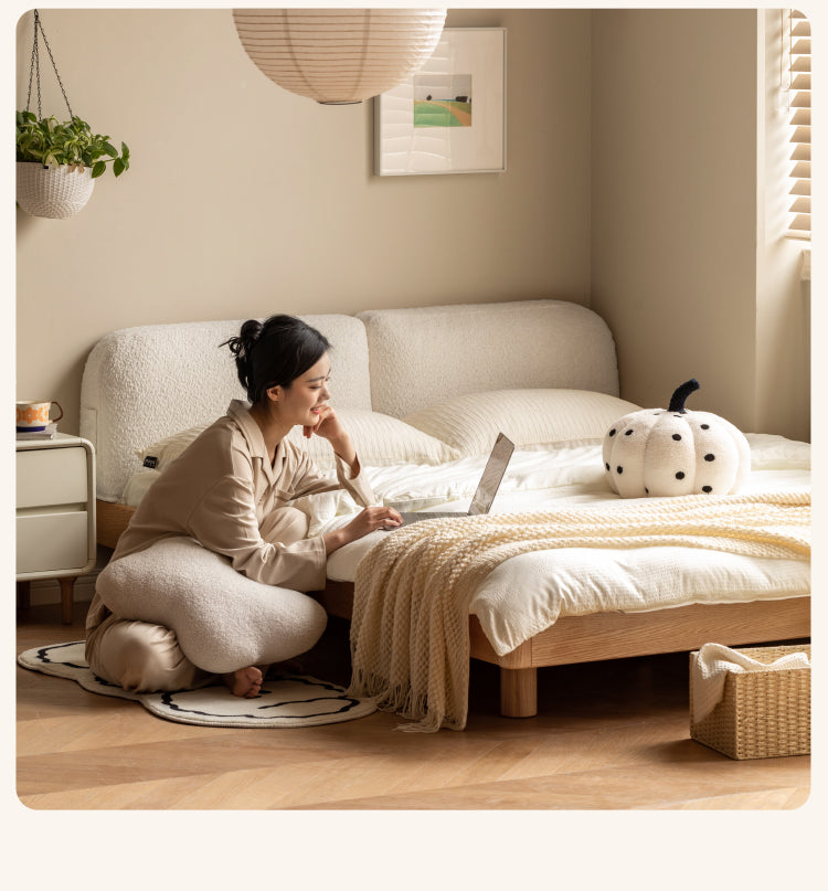 Oak Solid Wood Lamb Fleece Soft Suspension Cream Bed