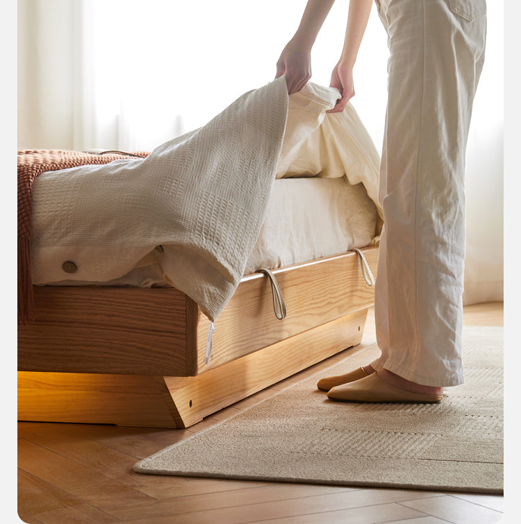Oak solid wood platform bed, headboard-free bed suspension bed.