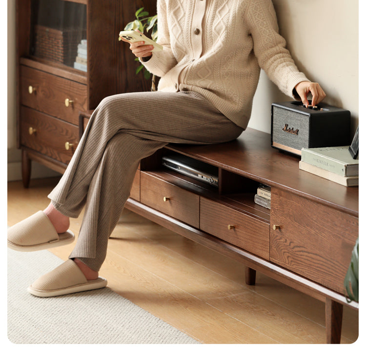 Oak Solid Wood Nordic Modern TV Stand