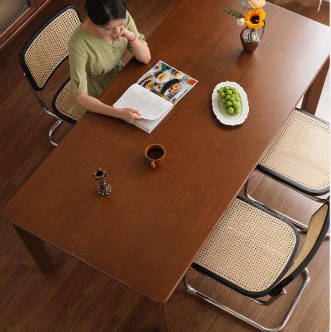 Poplar Solid Wood Medieval Retro Dining Table