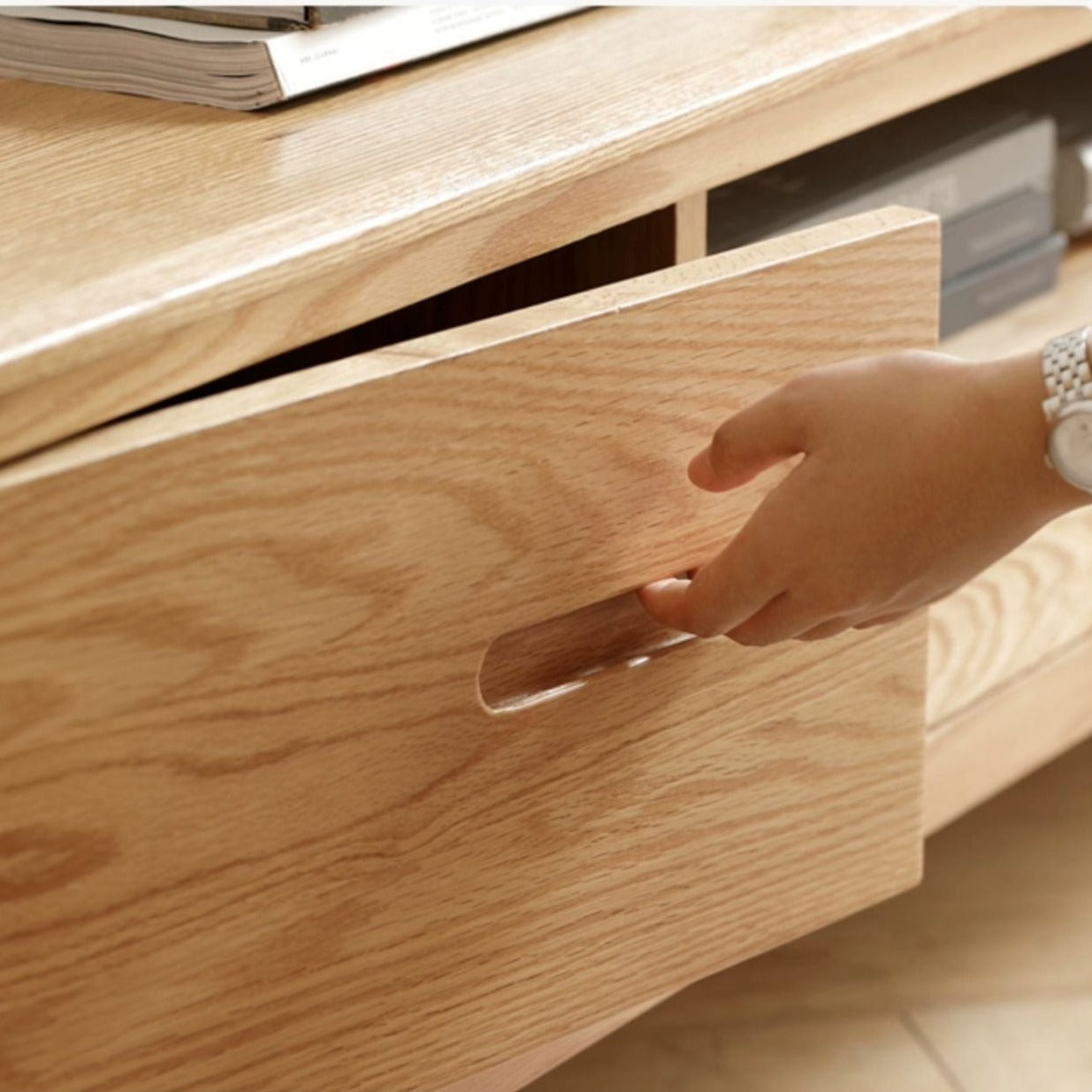 Oak, Solid Rubberwood Modern TV Stand