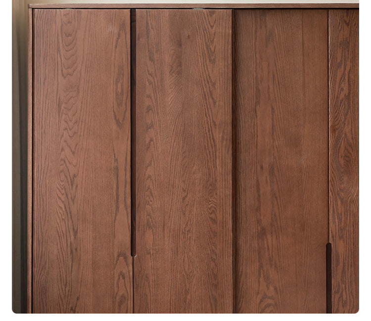 Oak Solid Wood Sliding Door Wardrobe.
