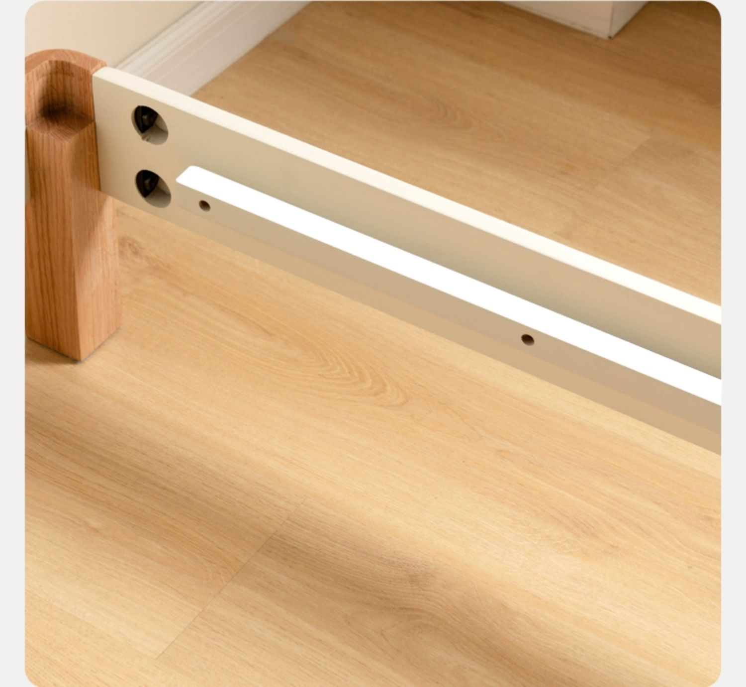 Poplar Solid Wood platform bed, headboard-free bed