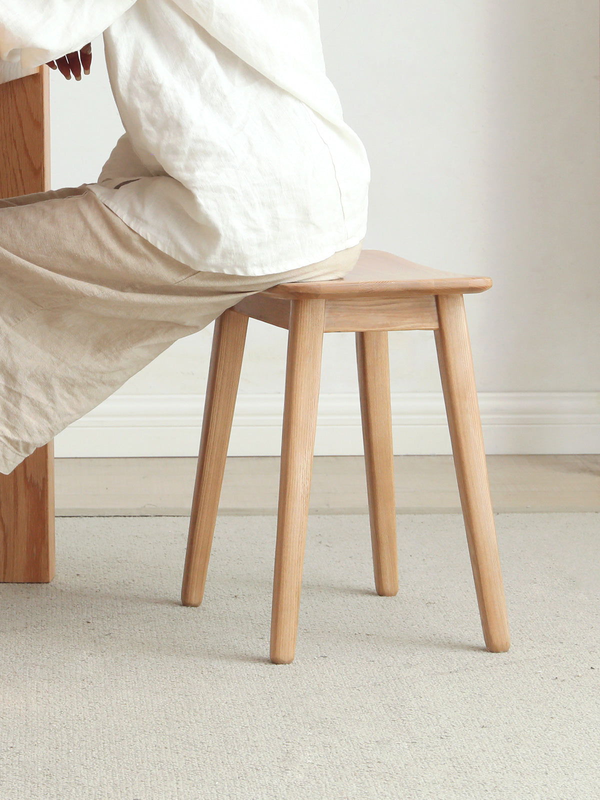 Oak Solid Wood Modern Dressing Table
