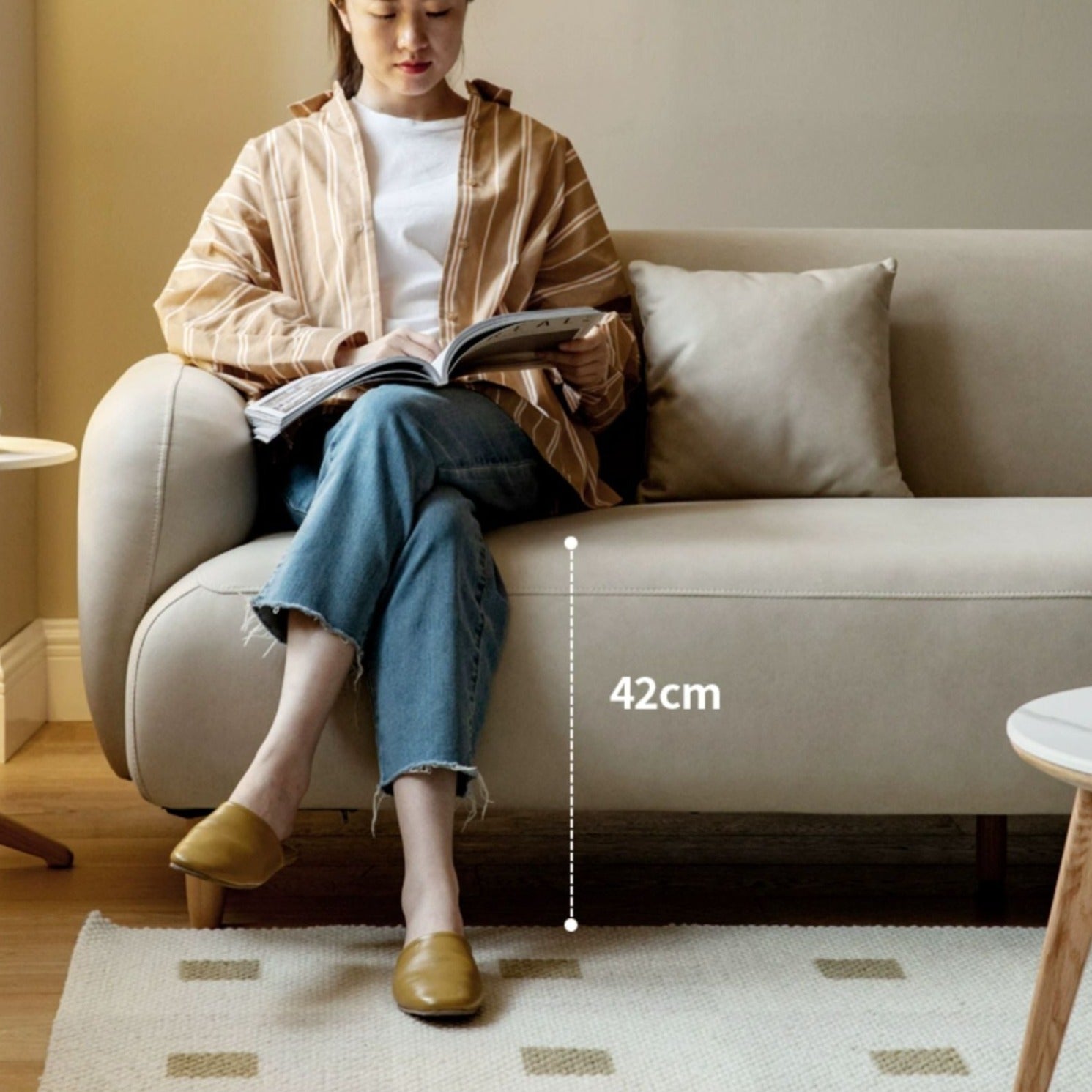 Сute Technology Fabric Sofa.