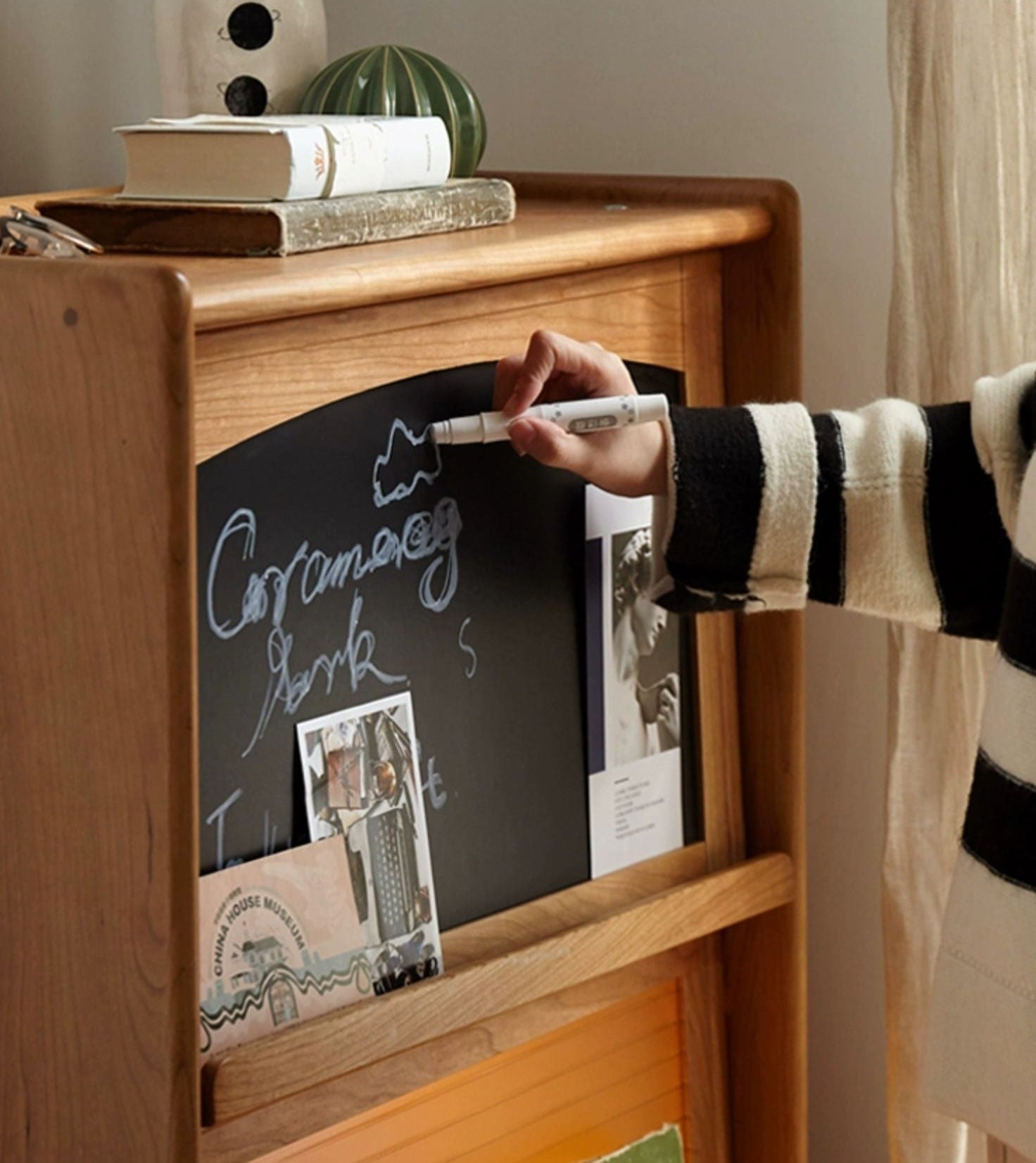 Cherry, Oak Solid Wood Flip Door Magazine Cabinet LED light.