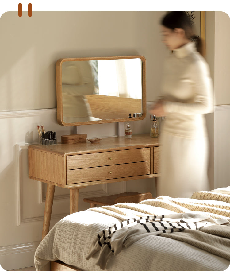Oak Solid Wood Modern Dressing Table With Mirror.