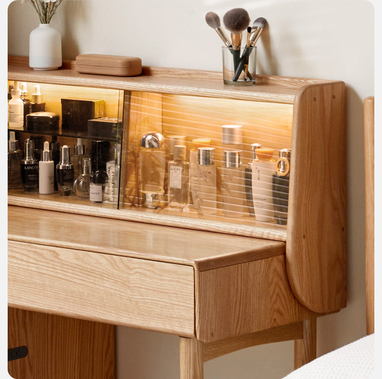 Oak Solid Wood Dressing Table Atmosphere With Lights.