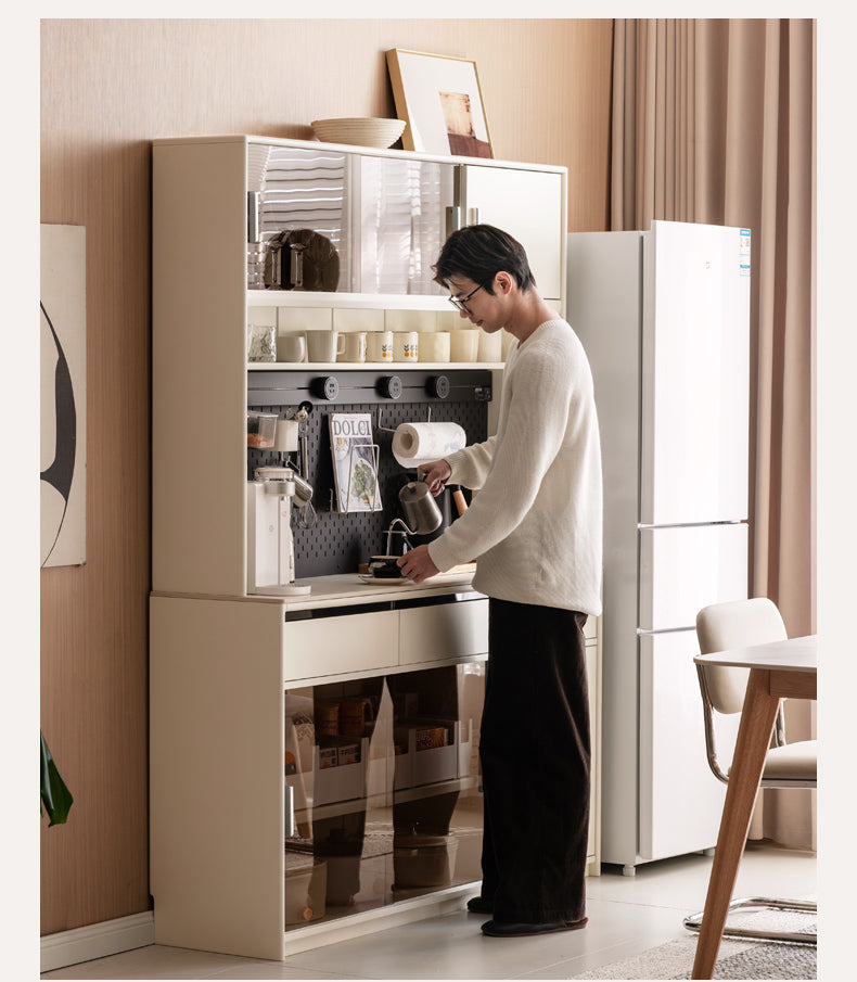 Solid Rubberwood Cream Style Rock Board Sideboard.