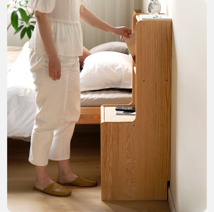 Oak Solid Wood Multifunctional High Section Nightstand)