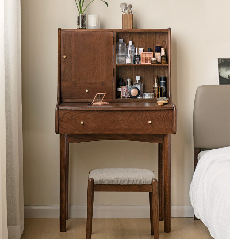Oak Solid Wood Nordic Vanity Table.