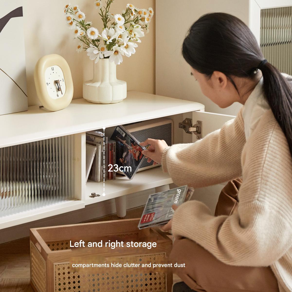 Rubber Solid wood Light Luxury Modern TV Cabinet.