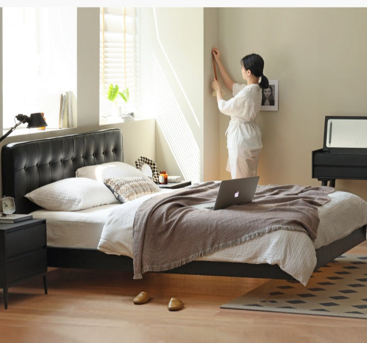 Black High-end Leather Suspension Bed