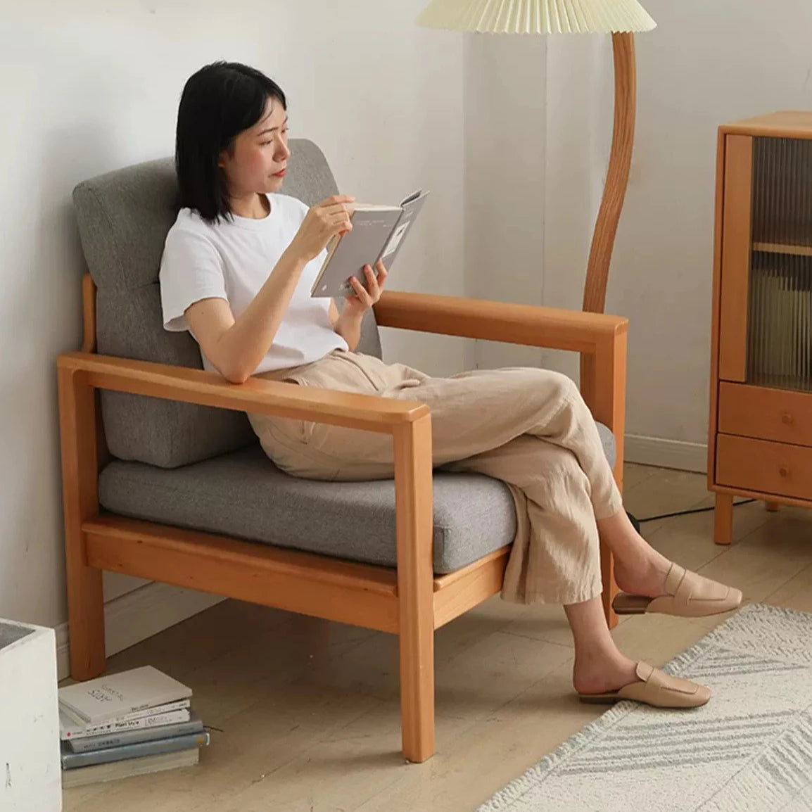 Beech Solid Wood Armchair Modern Minimalist)