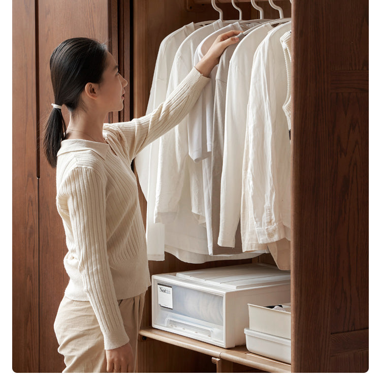 Oak Solid Wood Sliding Door Wardrobe.