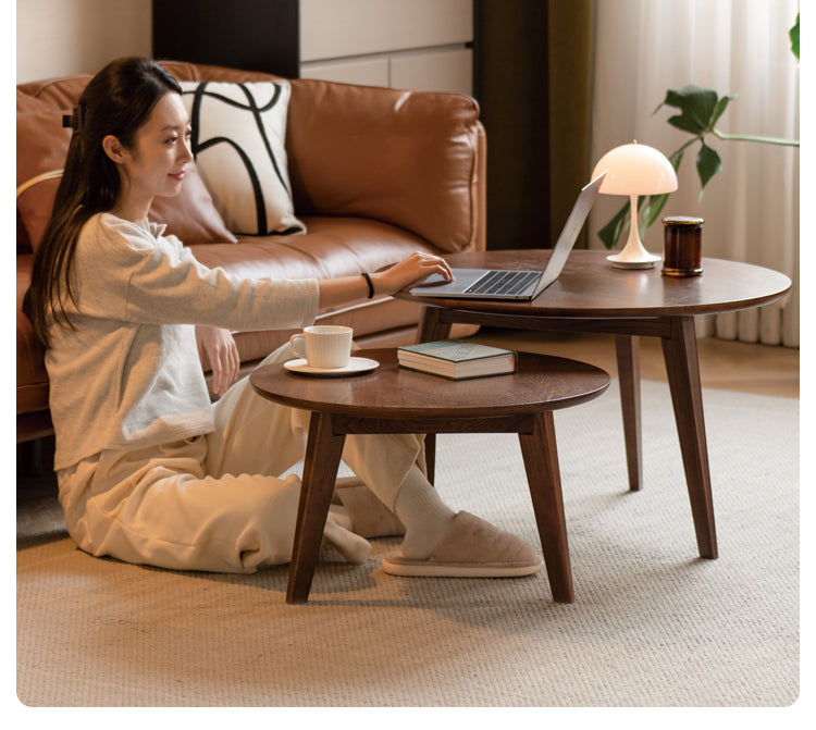 Oak, Solid Rubberwood Round Coffee Table, Walnut color