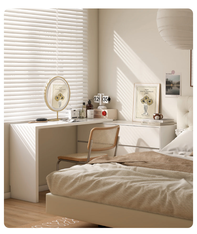 Solid RubberWood Cream Style Telescopic Vanity Table.