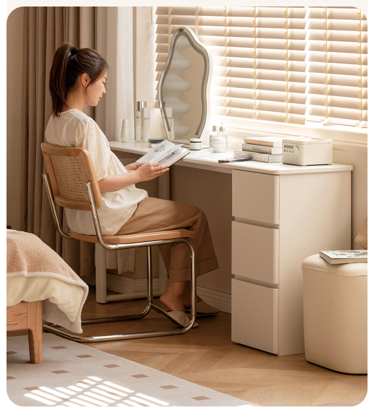 Solid RubberWood Cream Style Single-Leg Desk