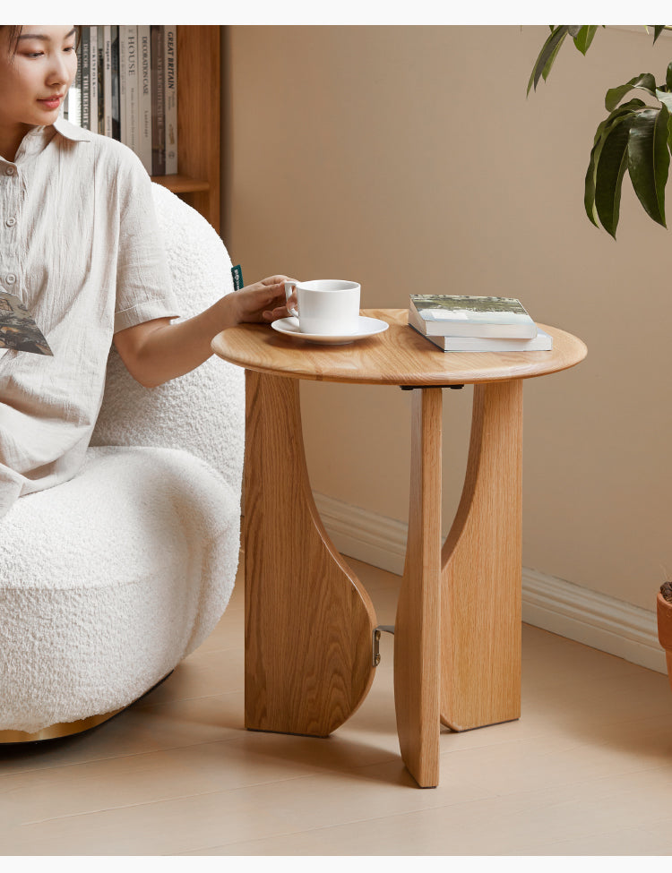 Oak Solid Wood Curved Leg Side Table