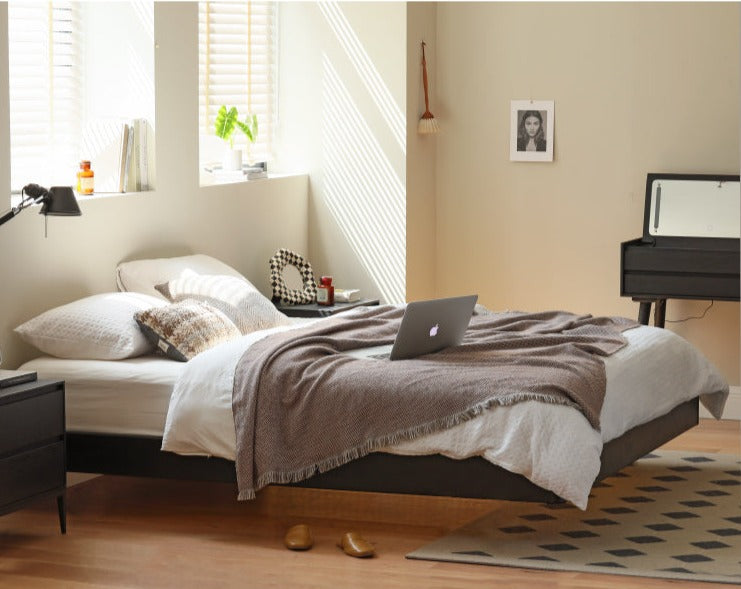 Black High-end Leather Suspension Bed