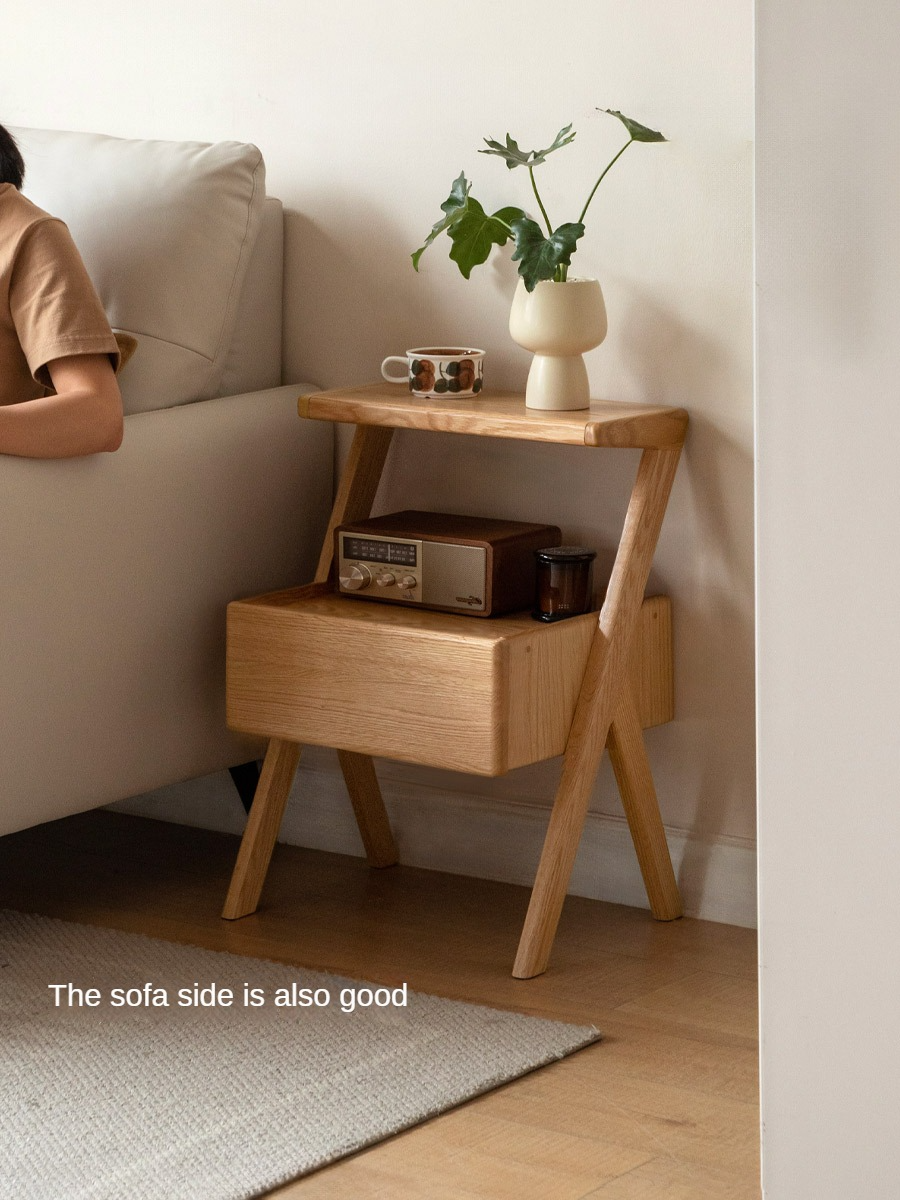Oak Solid Wood Nightstand Rack Integrated Light)