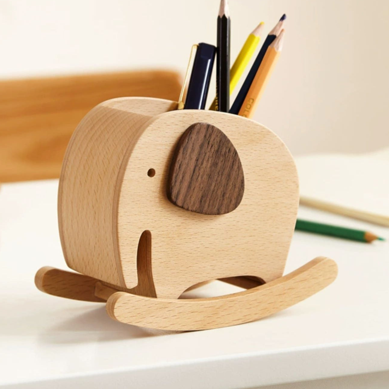 Beech Solid Wood Animal Shape Pen Holder