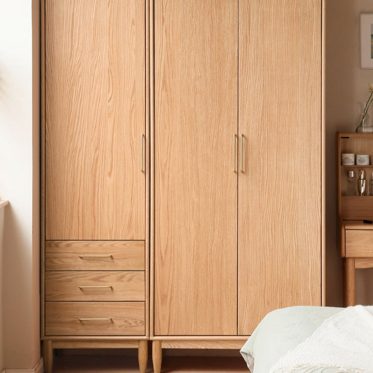 Oak Solid Wood Double Door Wardrobe.
