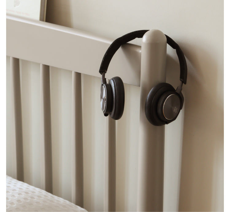 Ash Solid Wood Light Luxury Bed