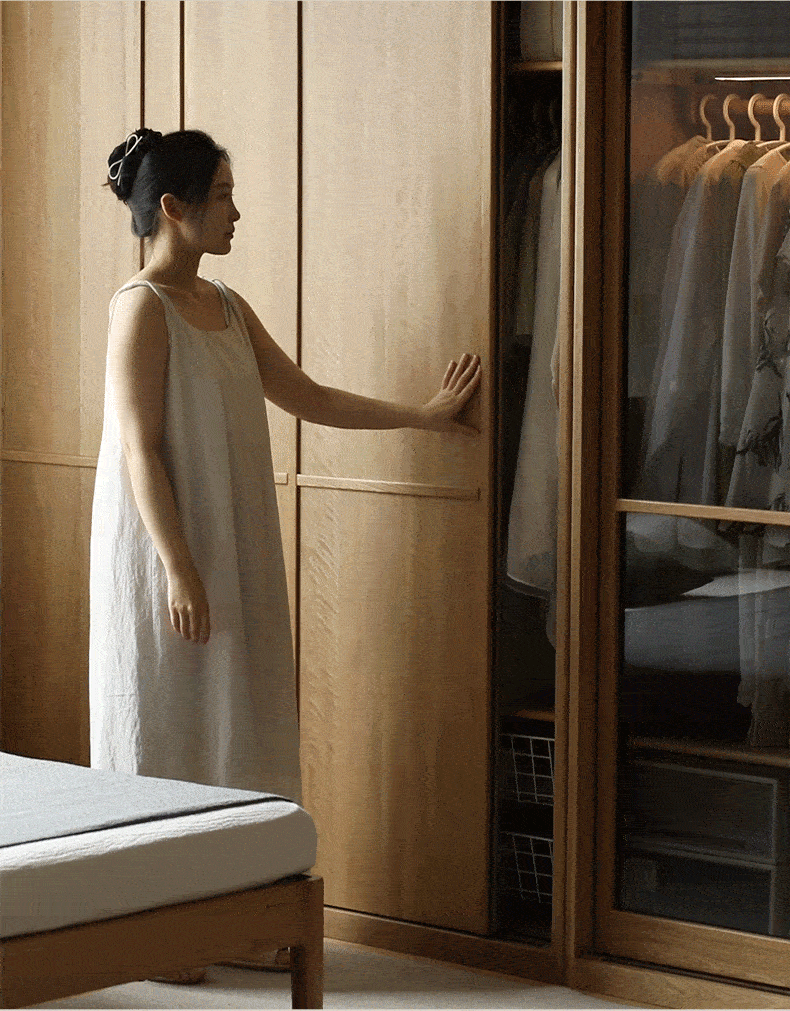 Oak Solid Wood Modern Double Door Wardrobe