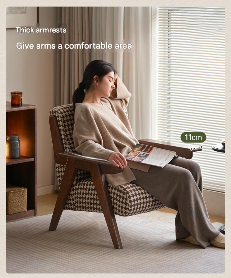 Oak Solid Wood Retro Armchair