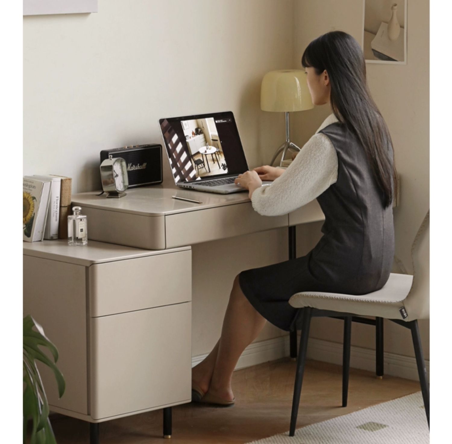 Poplar Solid Wood Telescopic Desk with Bookcase Light Luxury