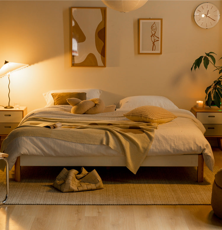 Poplar Solid Wood platform bed, headboard-free bed